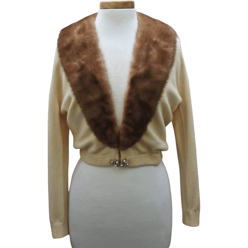 VINTAGE 1940 AUTHENTIC REGALIA FURS BEIGE CASHMERE MINK COLLAR CARDIGAN